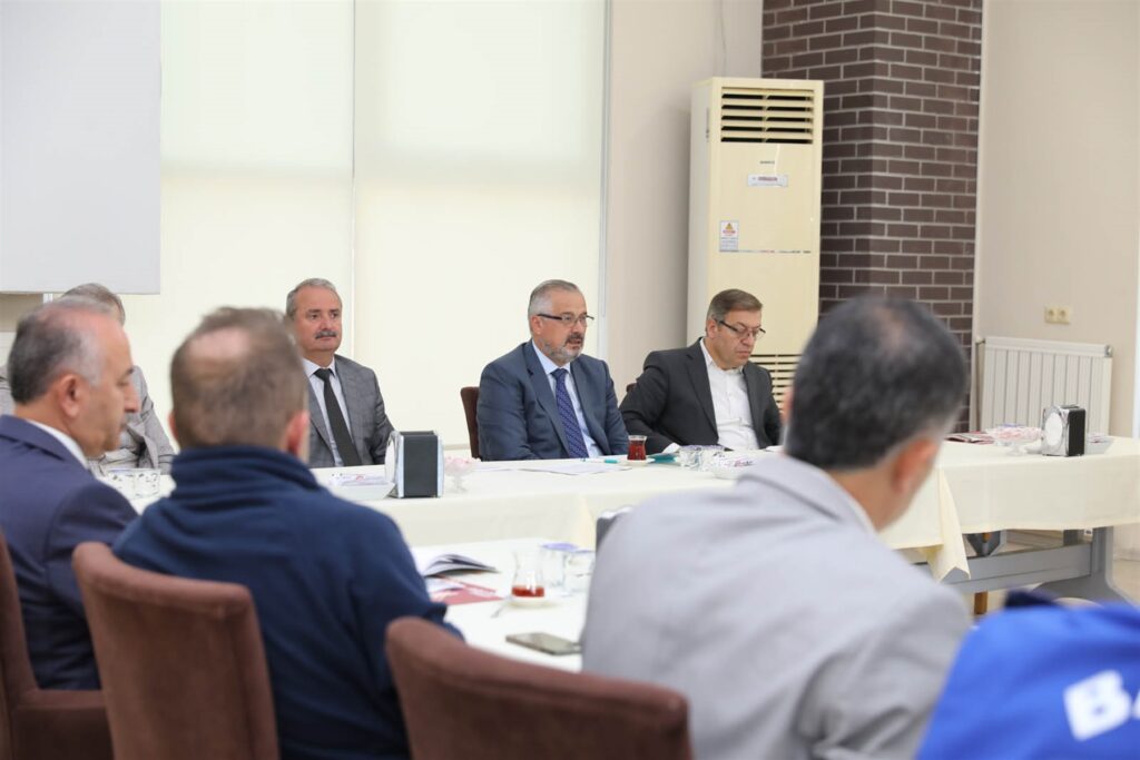 MÜDÜRLER TOPLANTISINDA GÜNDEM BAFRA KONU HİZMETTİ