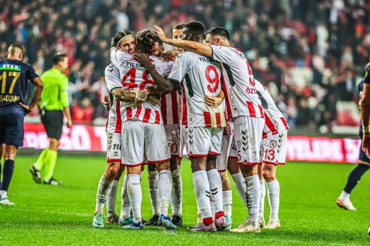 Samsunspor’dan 4-2’lik skorla mağlup etti