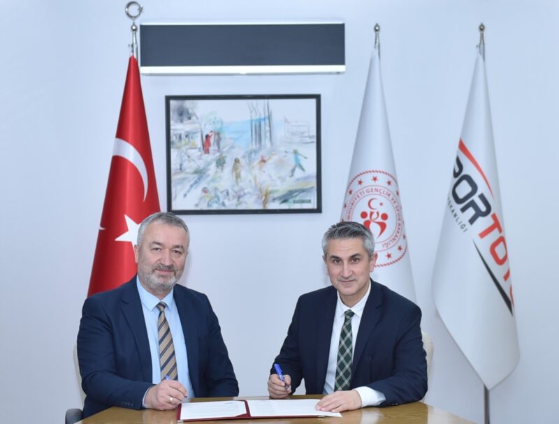 19 Mayıs İlçesinde Spor Yatırımları Devam Ediyor