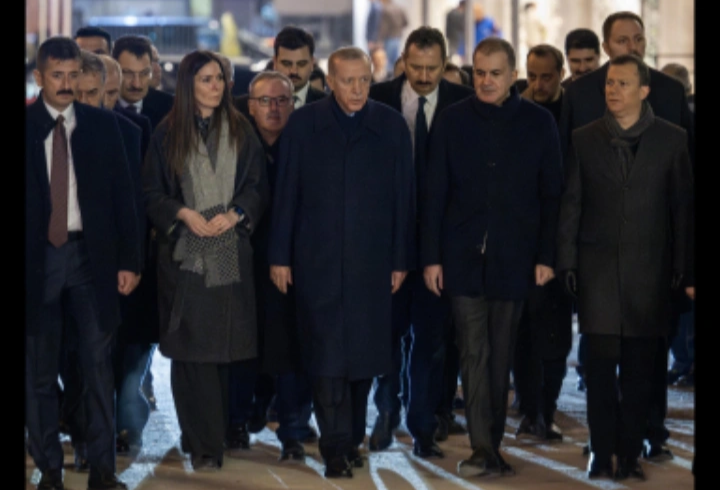 Cumhurbaşkanı Erdoğan, yeni AK Parti Konferans Salonu’nda incelemelerde bulundu