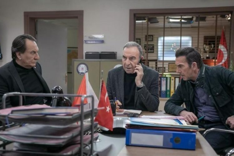 Arka Sokaklar bu akşam var mı?