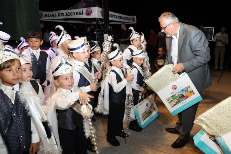 20.SÜNNET ŞÖLENİNDE COŞKU YİNE DORUKTAYDI