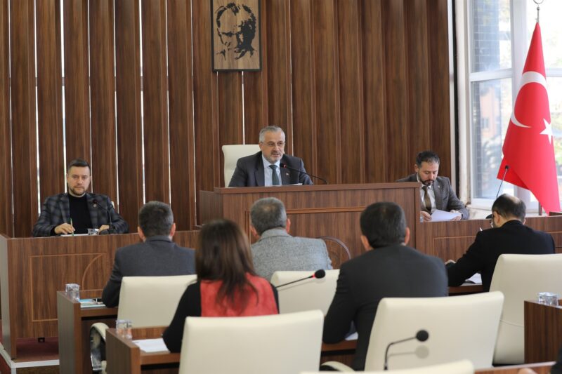BELEDİYE MECLİSİ 2024 YILININ SON TOPLANTISINI GERÇEKLEŞTİRDİ