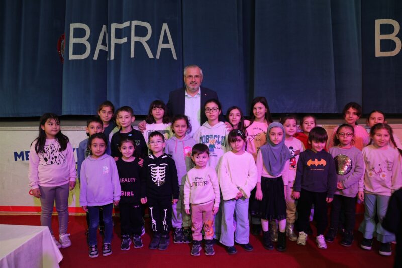 BAFRA’DA ÖĞRENCİLER KARNE ŞENLİĞİ’NDE COŞTU