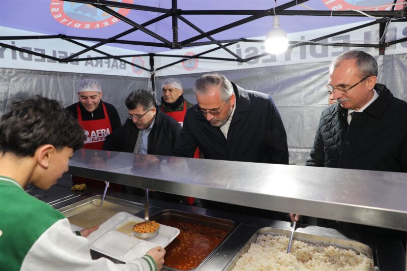BAŞKAN KILIÇ, MİLLETVEKİLİ KIRCALI İLE VATANDAŞLARLA AYNI SOFRADA