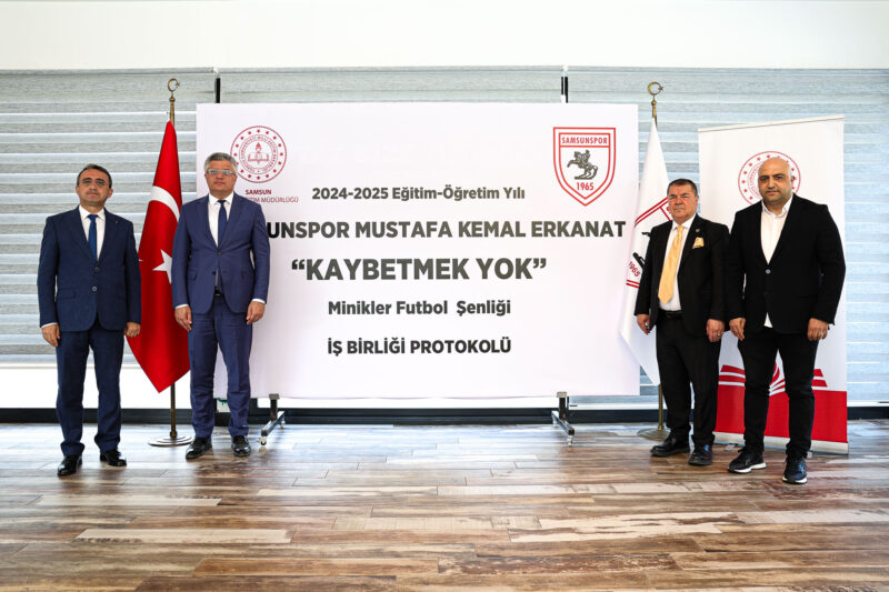 Minikler Futbol Şenliği Protokolü İmzalandı