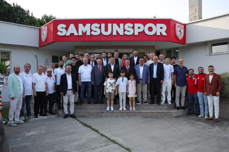 SAMSUNSPOR KULÜBÜ GELENEKSEL BAYRAMLAŞMA PROGRAMI GERÇEKLEŞTİRİLDİ