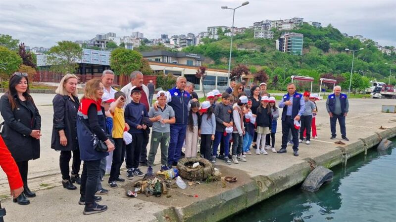 Balıkçı Barınağı’nda Çocuklarla Çevre Günü Etkinliği Yapıldı