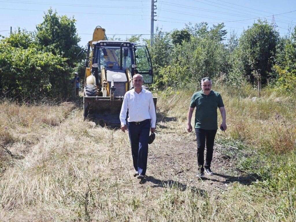 Yakakent Kozköy altı sahil evleri bölgesindeki doğalgaz çalışması