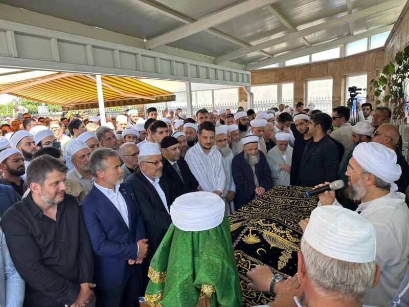 Kamil Şenocak Son Yolculuğuna Uğurlandı 