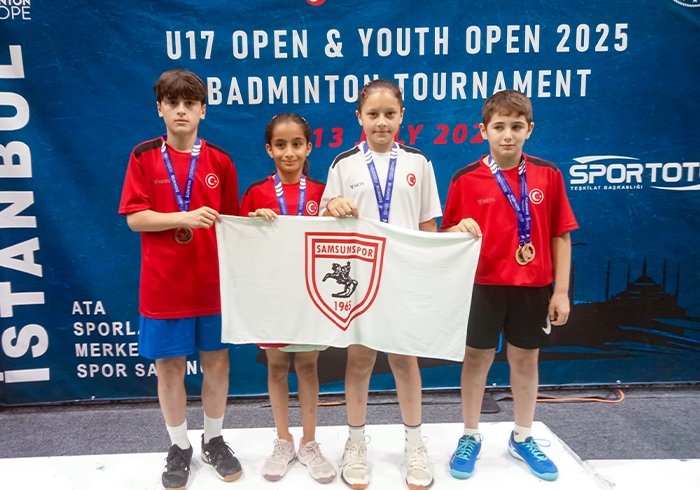 BADMİNTON’DA 5 MADALYA