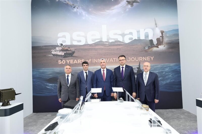 Ömer Bolat, IDEF 2025’i Ziyaret Etti