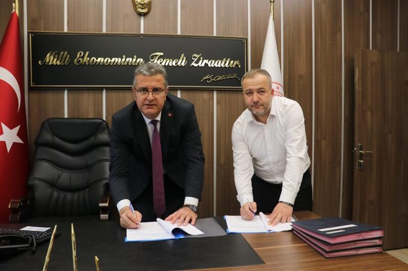 Yatırımcılar Arasında Hibe Sözleşmeleri İmzalanmaya Başlandı