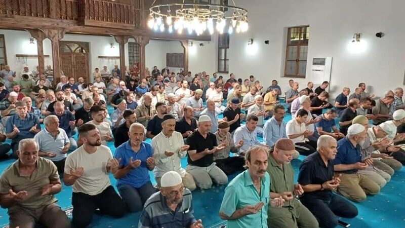 BAFRA’ DA MEVLİD KANDİLİ PROGRAMI DÜZENLENDİ