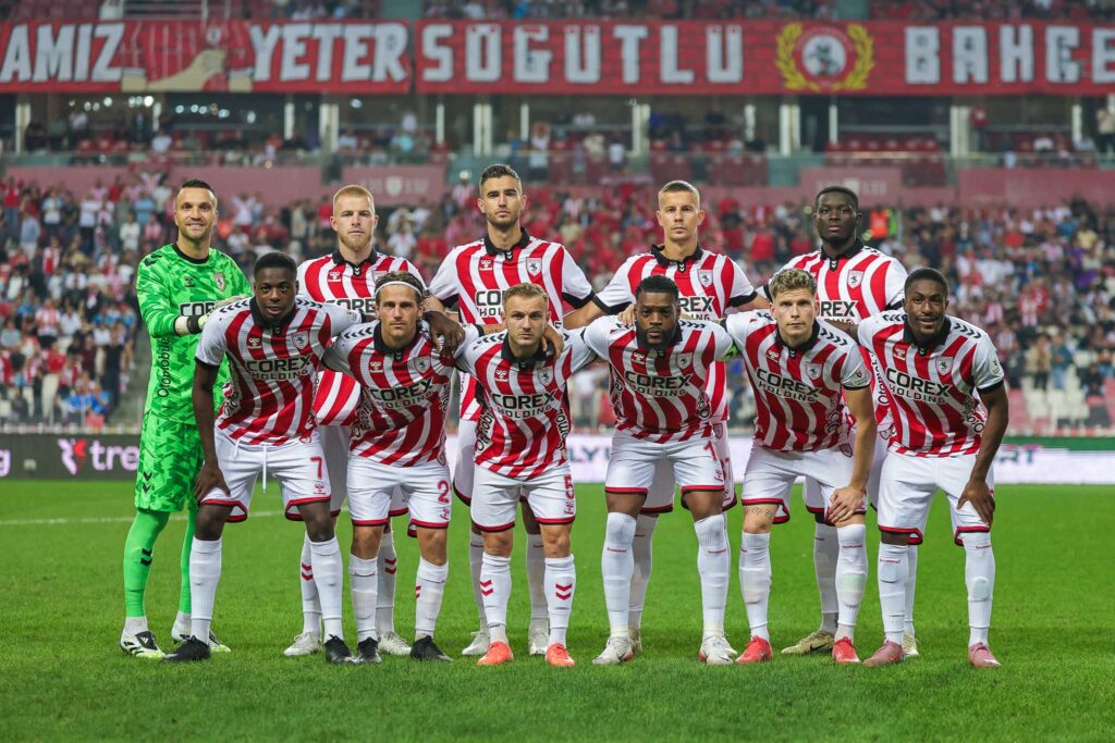 SAMSUNSPOR A.Ş.: 3 FC DYNAMO KYİV: 0