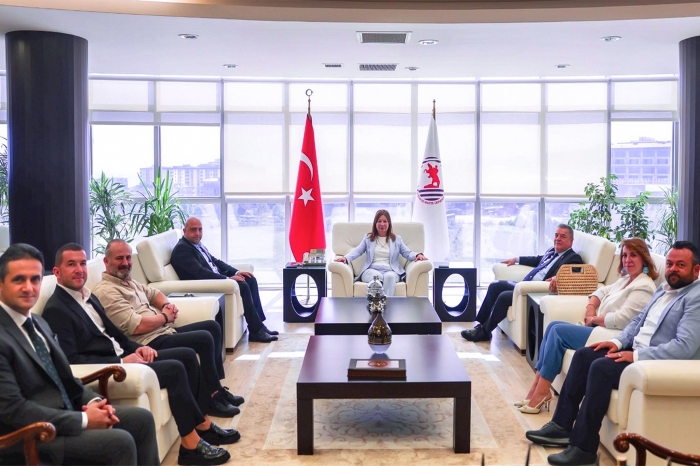 SAMSUNSPOR KULÜBÜNDEN REKTÖR PROF. DR. FATMA AYDIN’A ZİYARET