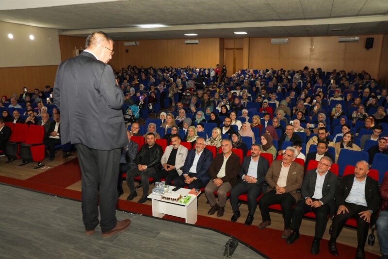 YAZAR HAYATİ İNANÇ BAFRALILARLA BULUŞTU