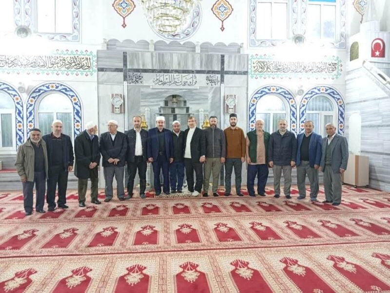 Sabah Namazında Omuz Omuza Huzurda Buluşmalar Devam Ediyor