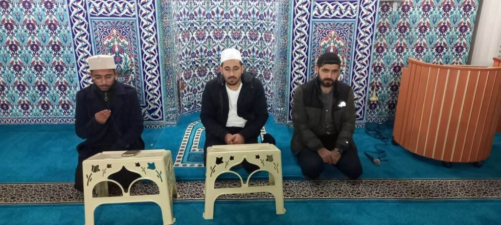 Sabah Namazında Huzurda Buluşmalar Devam Ediyor