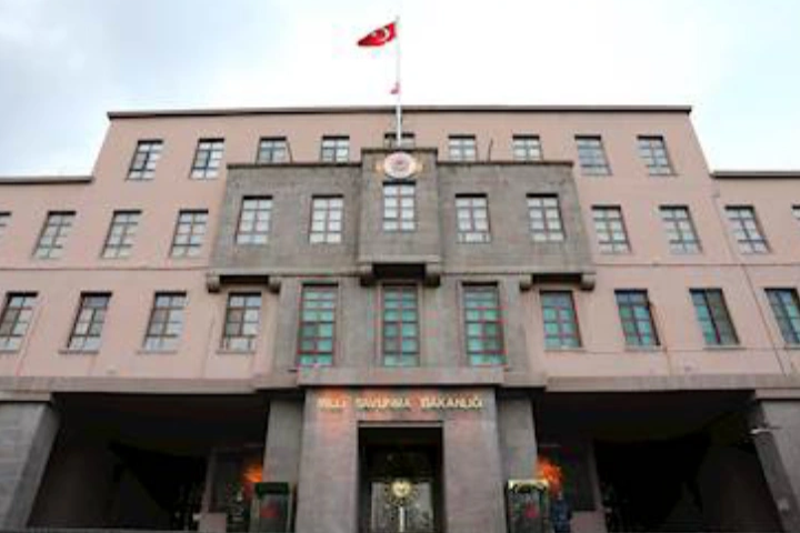 C-130 Askerî Kargo Uçağımız Gürcistan-Azerbaycan Sınırında Düştü