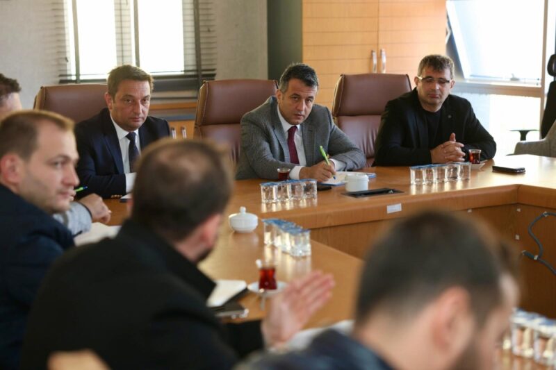 BAŞKAN DOĞAN’DAN YOL ÇALIŞMALARINA YAKIN TAKİP