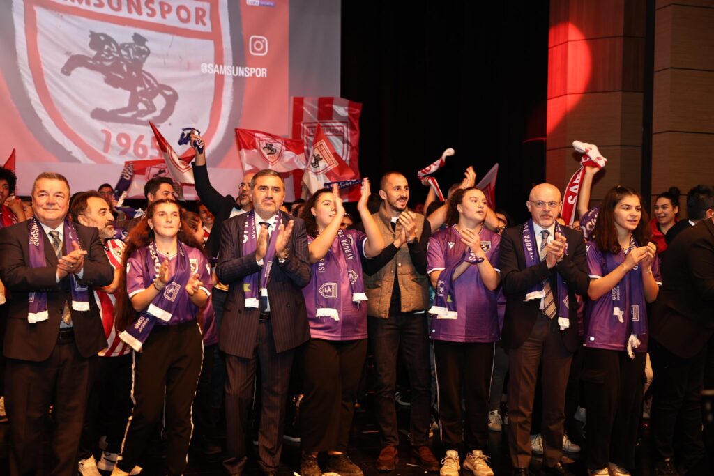 BU SEVDA ENGEL TANIMAZ!