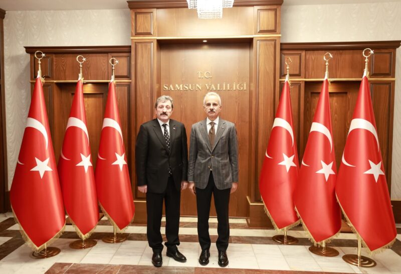 Ulaştırma ve Altyapı Bakanı Abdulkadir Uraloğlu, Valiliği Ziyaret Etti