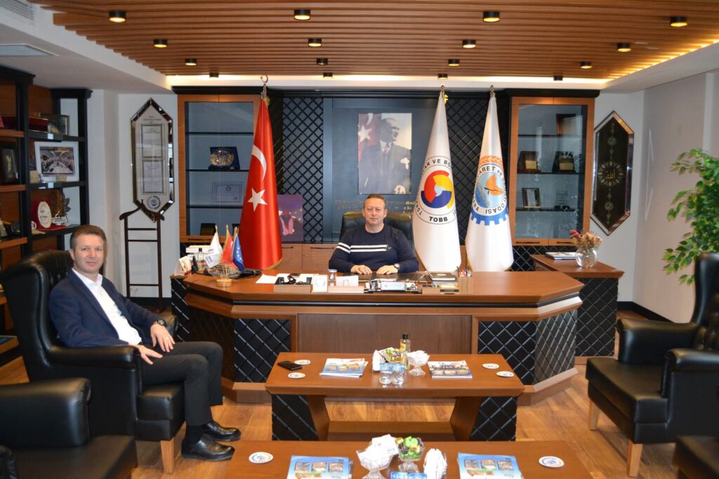 Yapı Kredi Bankası Müdürü Sandıkçı’dan Kocabaş’a Ziyaret