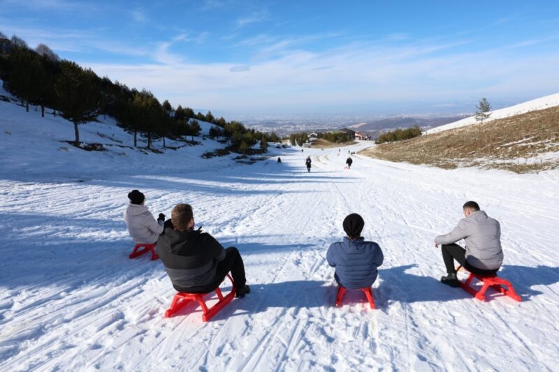 PETEK GENÇ LADİK AKDAĞ GEZİLERİ BAŞLADI