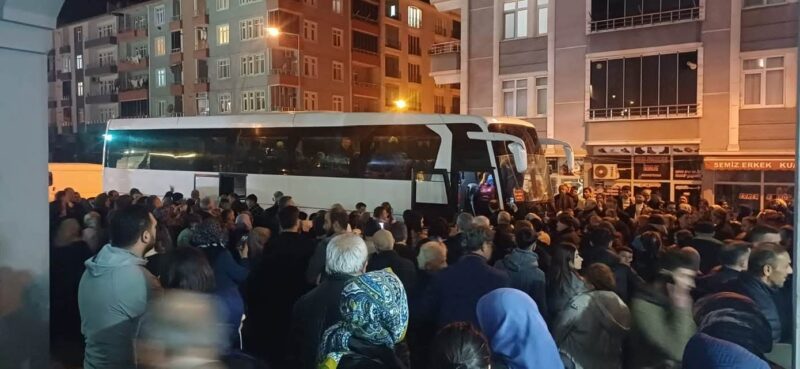 Ramazan Ayı Umrecileri Dualarla Uğurlandı