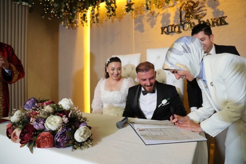 Genç Çiftlere Sağlanan Destek 10 Milyar Lirayı Aştı