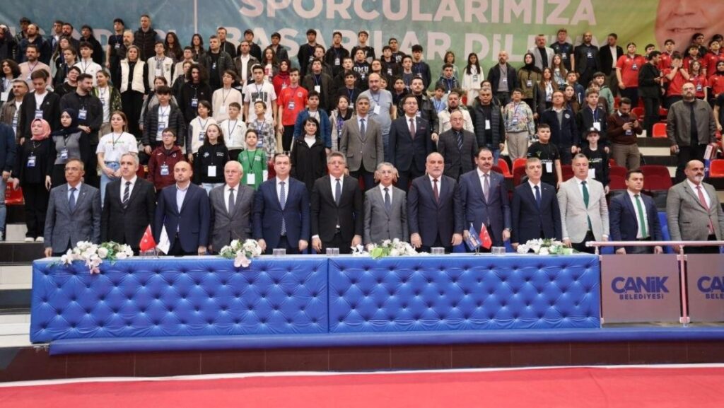 ROBOSAM ROBOT YARIŞMASI BAŞLADI