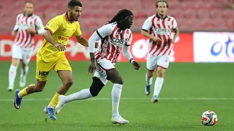 Samsunspor sezonu Görkemli galibiyetle kapattı