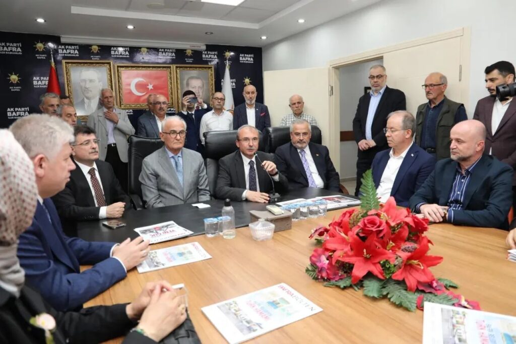 AK Parti Bafra İlçe Başkanlığında Bayramlaşma