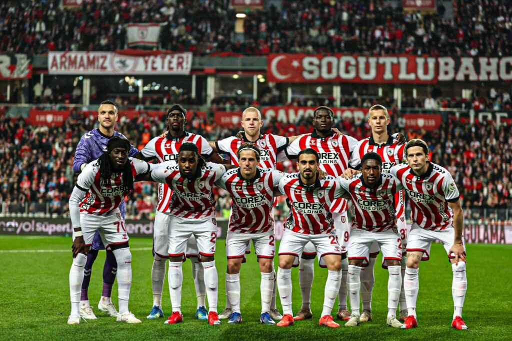 SAMSUNSPOR A.Ş.: 4 GALATASARAY A.Ş.: 1