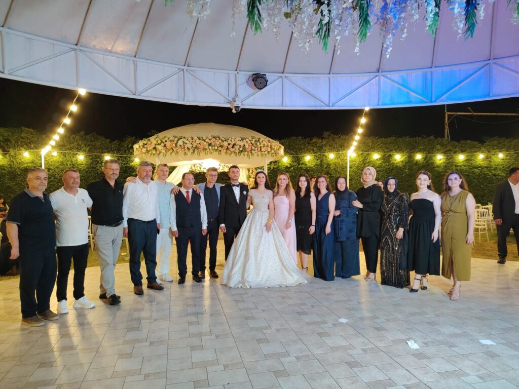 Başkan Kocabaş, Bektaş ve Şen Ailelerinin Düğün Törenine Katıldı