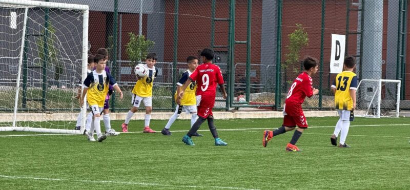 Bafra İncispor U 8 Minik Futbolcular Samsunspor U 8 Karşılaşmasının heyecanı yaşadılar