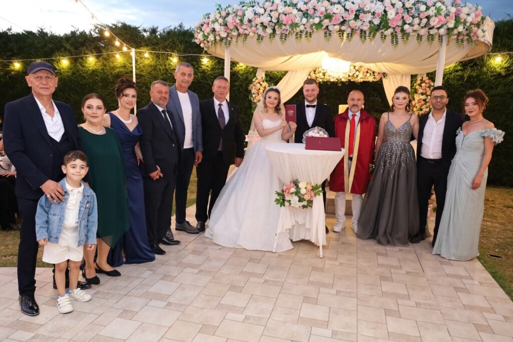 Başkan Kocabaş,Gizem ve Berkay’ın Nikah Şahitliğini Yaptı