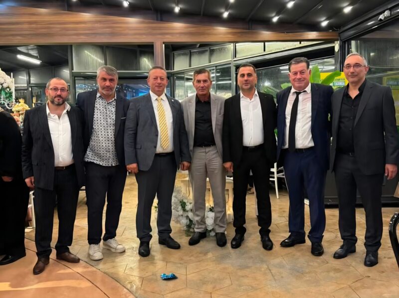 Başkan Serdal Sefa Kocabaş, Yılmaz ve Atmaca Ailelerinin Mutlu Gününe Katıldı