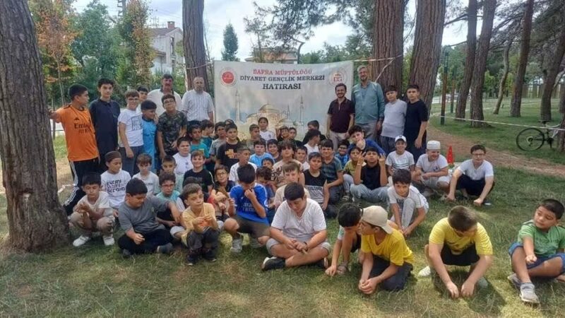 Gençlik Merkezi Öğrencileri Yaz Kur’an Kursu Pikniğinde Buluştu