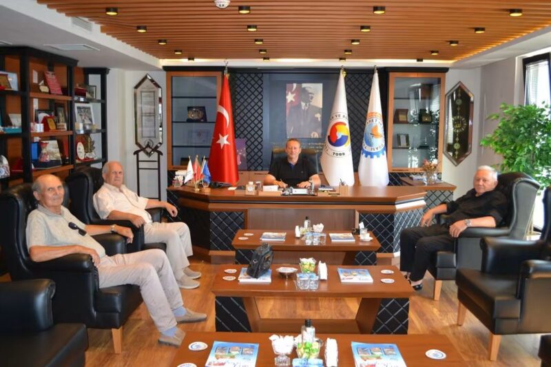 Yaşar Buharalıoğlu, Bülent Arslan ve Ali Rıza Keçeli’den Başkan Serdal Sefa Kocabaş’a Ziyaret