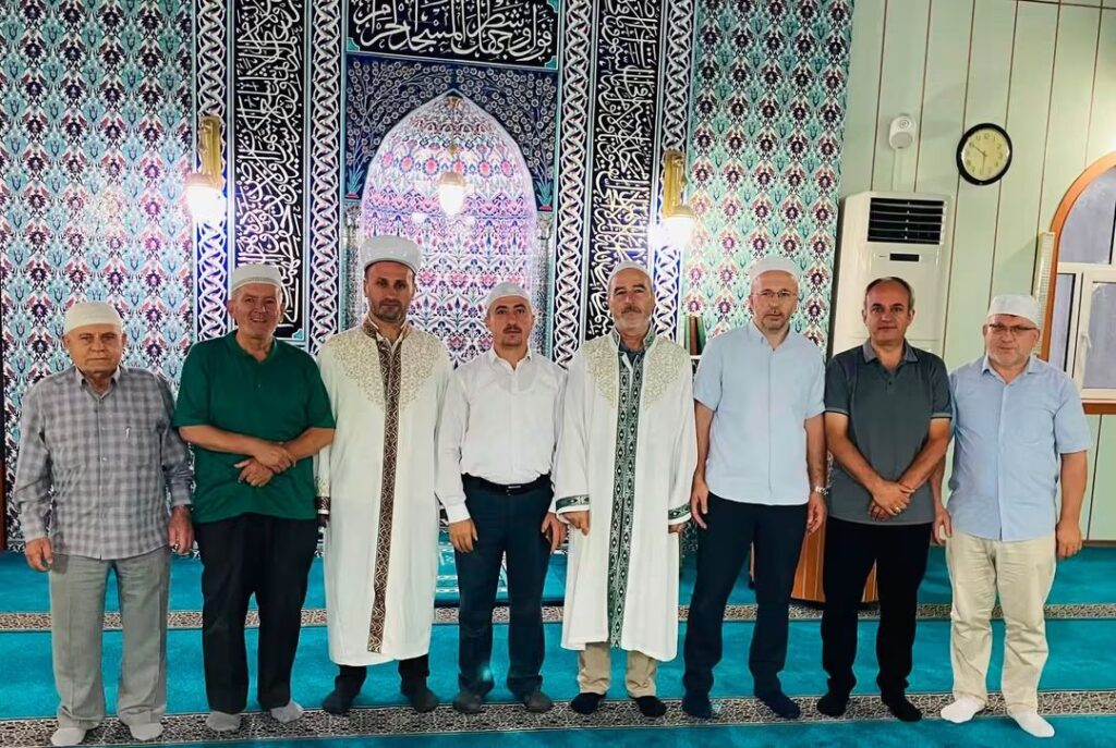 Mevlid Kandilinin Sabahında Mevlana Camii’nde Sabah Namazında Buluşuldu