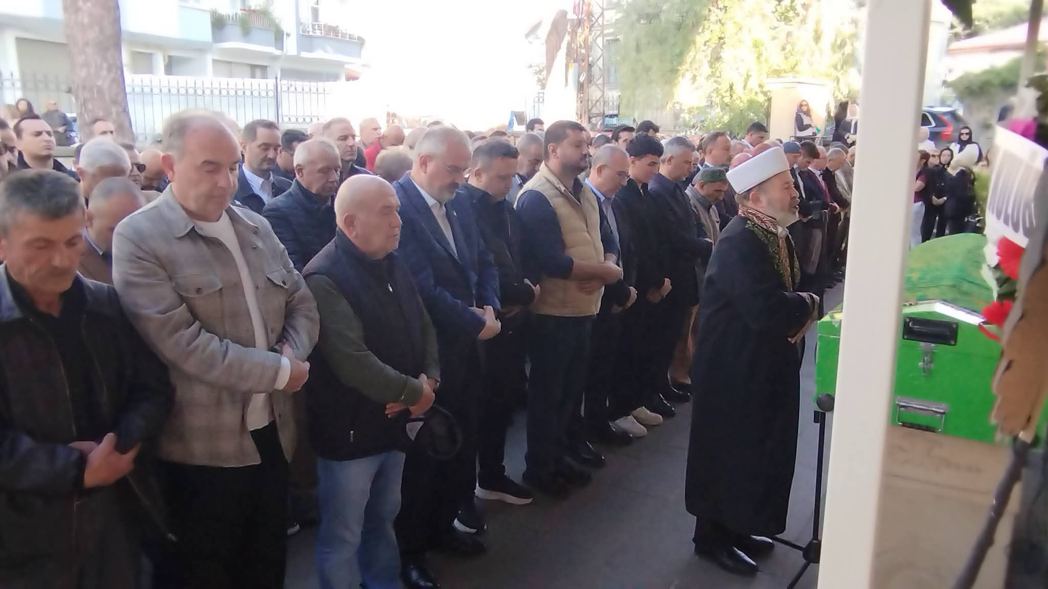 Ecz. Ünal Ataseven ebedi hayata uğurlandı